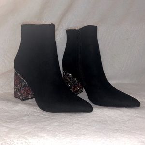 Betsey Johnson Kassie Booties